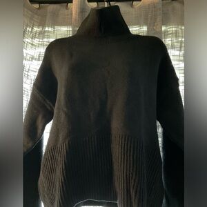 Turtleneck knitted longsleeve